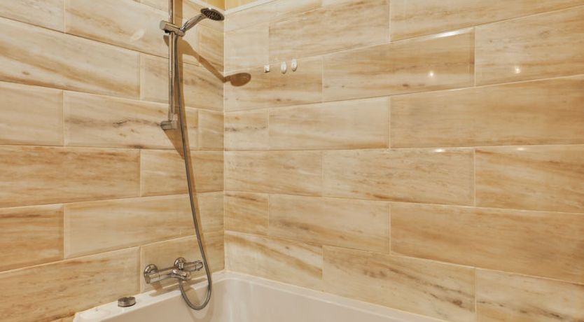 Photo of Les pieds dans l'eau