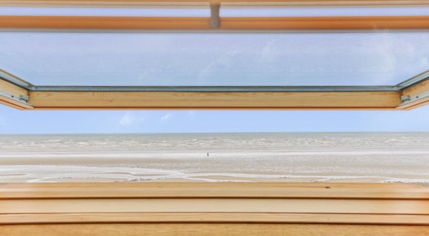 Photo of Les pieds dans l'eau