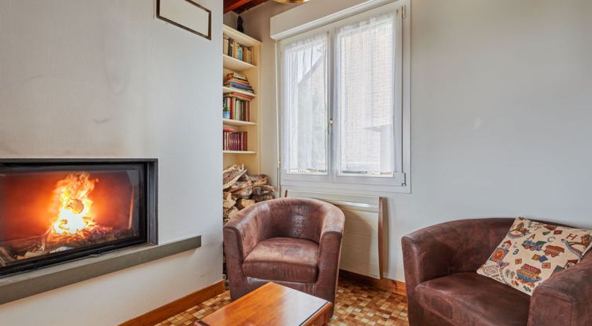 Photo of Les pieds dans l'eau