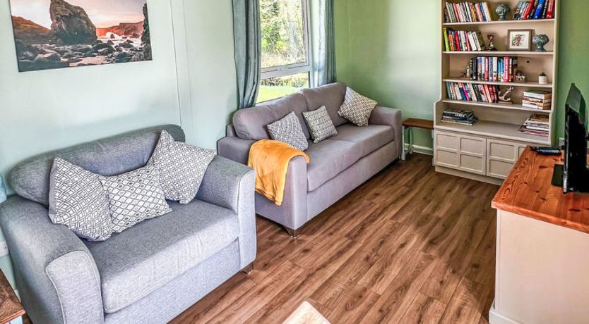 Photo of Rosecraddoc Lodge