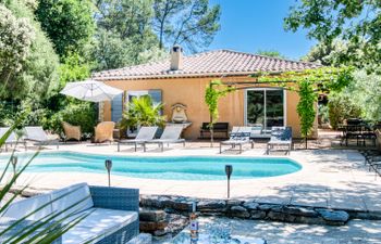 Villa Hestia Holiday Home