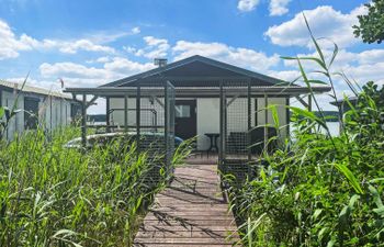 Bootshaus auf dem See Holiday Home