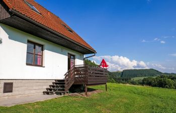 Stárkov Holiday Home