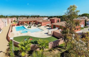 Le Domaine de Bacchus Apartment 5 Holiday Home