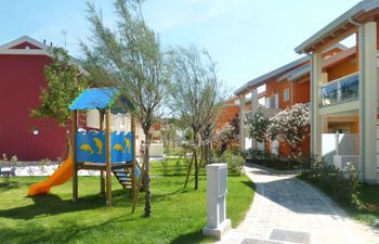 Green Village Apartment 4 Holiday Home