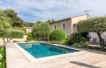 La Romaine Holiday Home