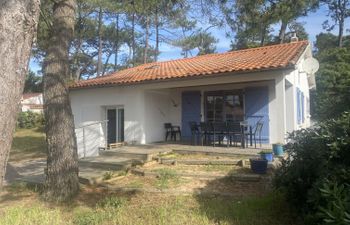 Les Rougets (TSM217) Holiday Home