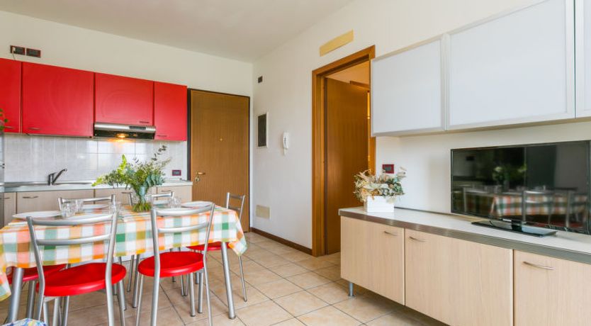 Photo of Robinia/Pinetine