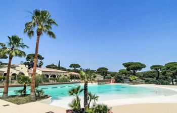 Parc Oasis Holiday Home