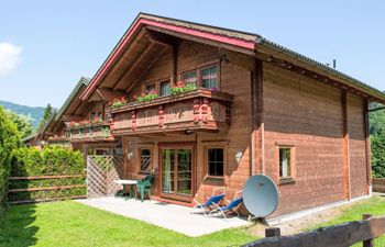 Alpenglück Holiday Home