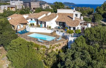 Villa Sallena Holiday Home