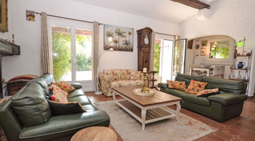 Photo of Les Angevines