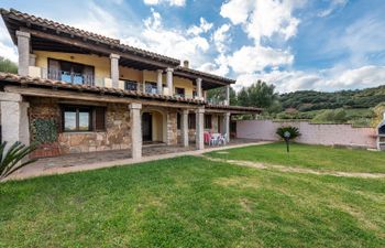 Pompia 6 Holiday Home