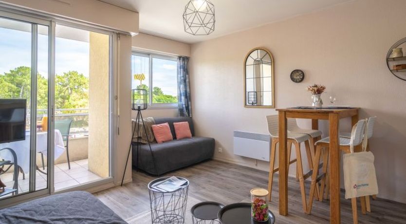 Photo of Les Ecureuils Apartment 2