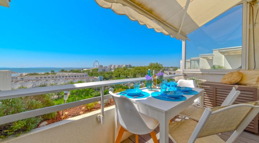 Photo of Les Terrasses de la Mer Apartment 18