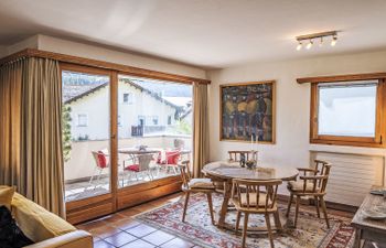 Chesa Trais Dschembers Holiday Home