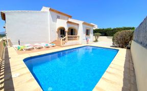 Photo of Calicanto Holiday Home 6