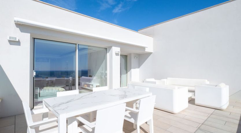 Photo of Blue Infinity 4