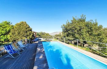 Favorita Suites Ginestra Holiday Home