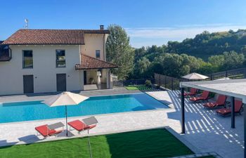 Tenuta Bricco San Giorgio Holiday Home