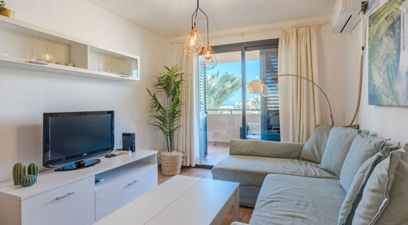 Photo of Vista oceano y piscinas Paraiso