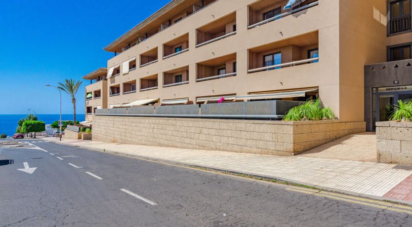 Photo of Vista oceano y piscinas Paraiso