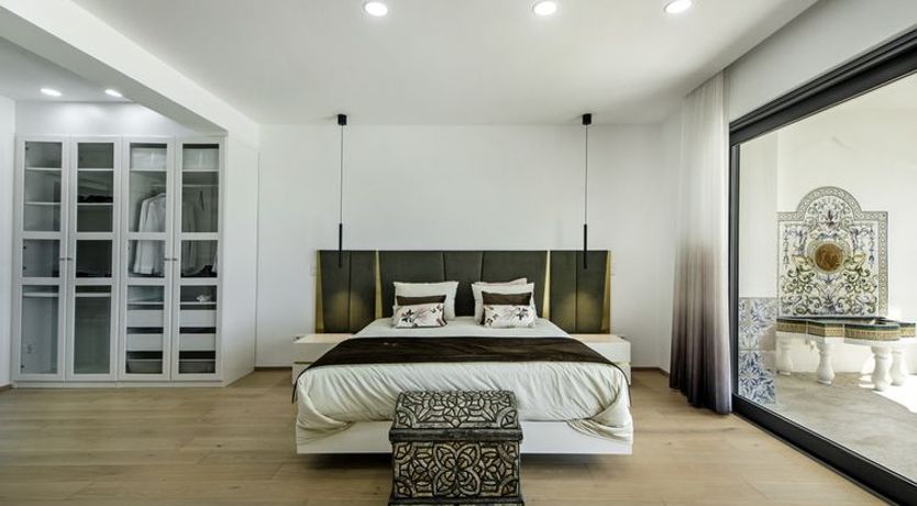 Photo of Flor de Lis