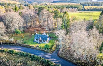 Rose Cottage Holiday Home