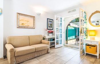 Les Parcs de Gassin Holiday Home