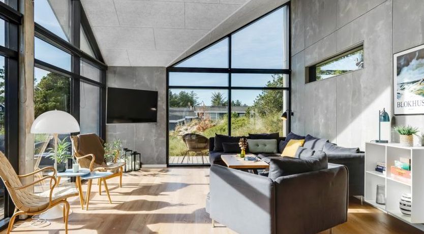 Photo of "Helga" - 900m from the sea