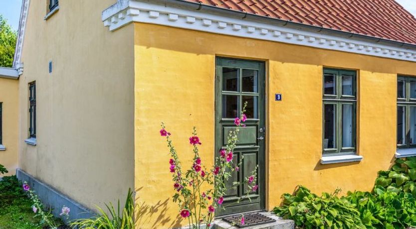 Photo of "Huno" - 2km from the sea