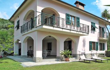 Casa Melograno Holiday Home