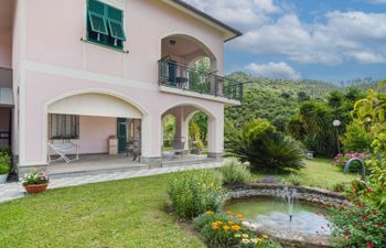 Casa Melograno Holiday Home