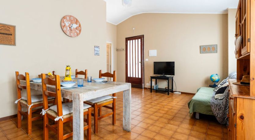 Photo of Gravel's House