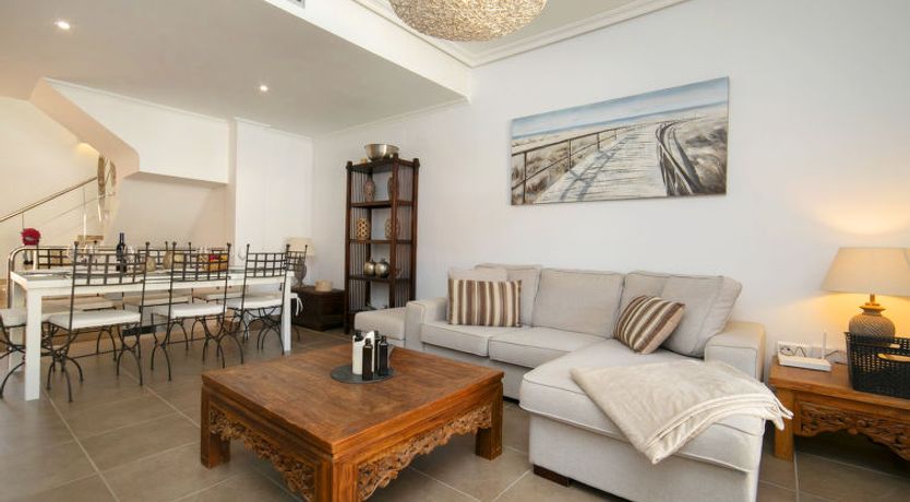 Photo of Jazmines V Holiday Home 4