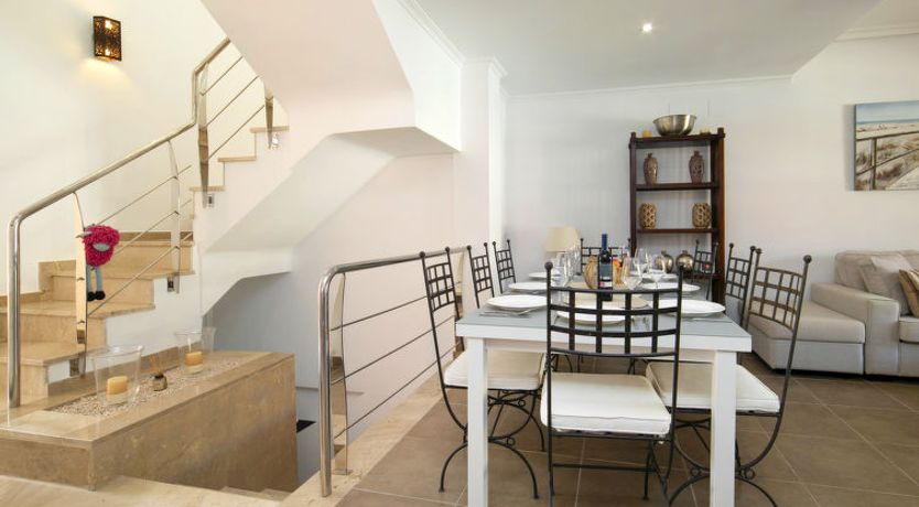 Photo of Jazmines V Holiday Home 4