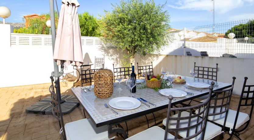 Photo of Jazmines Holiday Home 3