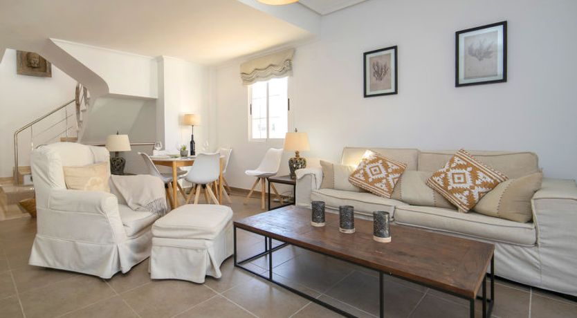 Photo of Jazmines Holiday Home 3