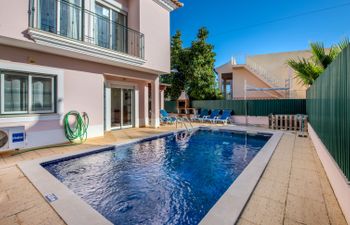 V3 Aguia M Holiday Home