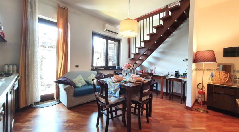 Photo of Rosie Holiday