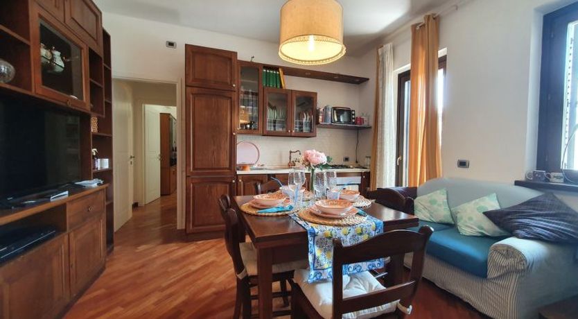 Photo of Rosie Holiday