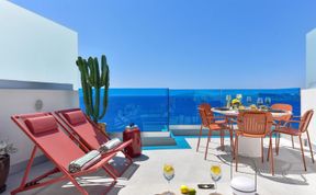 Photo of Neptuno Suite Playa