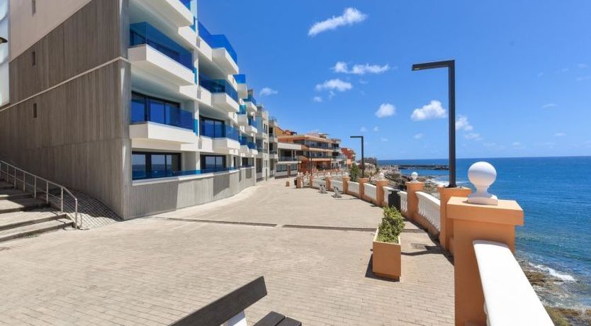 Photo of Neptuno Suite Playa