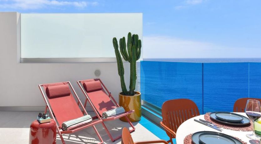 Photo of Neptuno Suite Playa