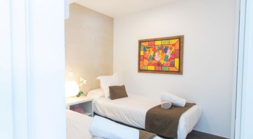 Photo of Nueva Suecia 515