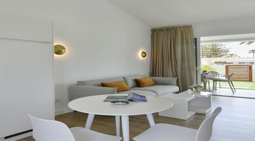 Photo of Santa Barbara EMB5