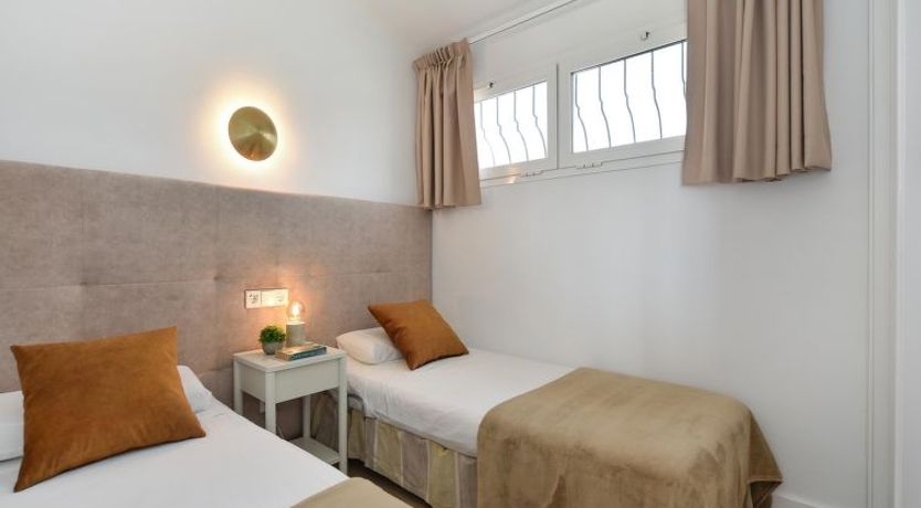 Photo of Santa Barbara EMB5