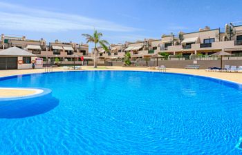 Los Geranios Aqua Duplex Holiday Home