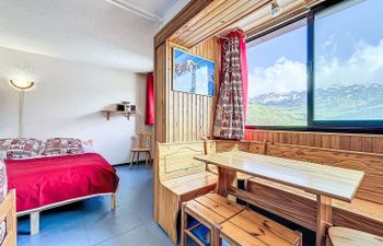 Vanoise B 752 Apartment 23 Holiday Home