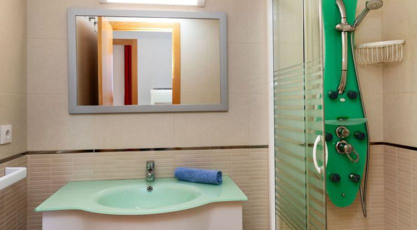 Photo of Sol y Mar I